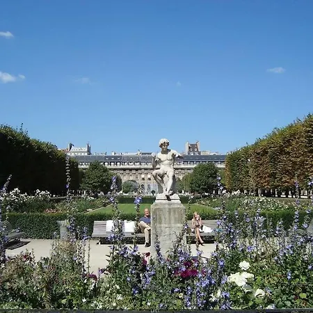 Appartamento Beautiful Louvre Parigi